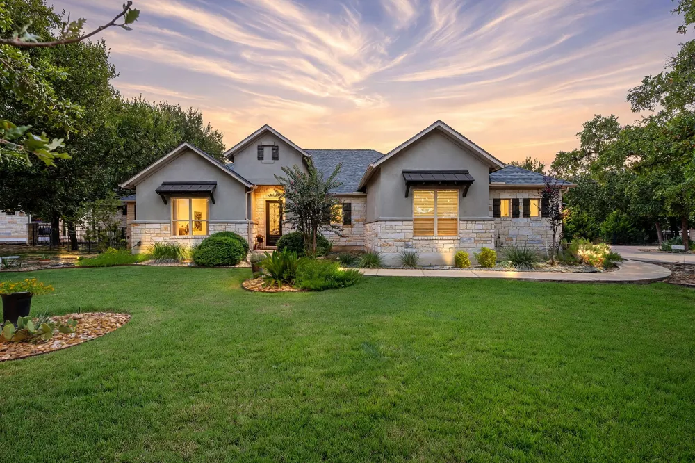 813 Oak Branch Drive Georgetown, TX 78633