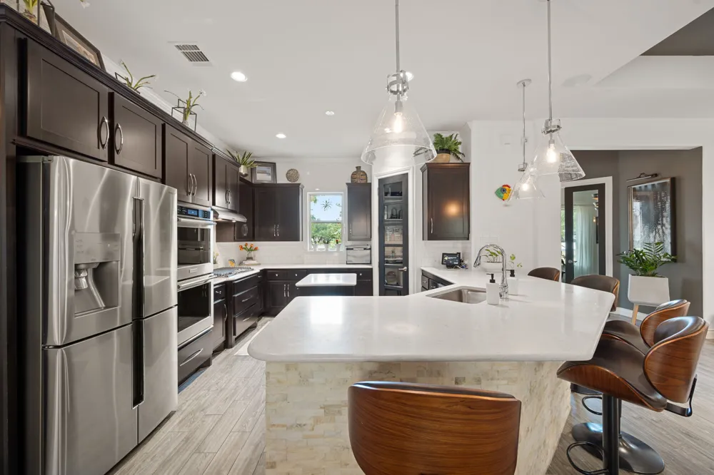 813 Oak Branch Drive Georgetown, TX 78633
