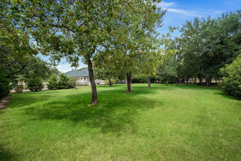 813 Oak Branch Drive Georgetown, TX 78633