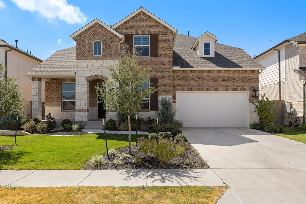 912 Rock Daisy Trail Hutto, TX 78634