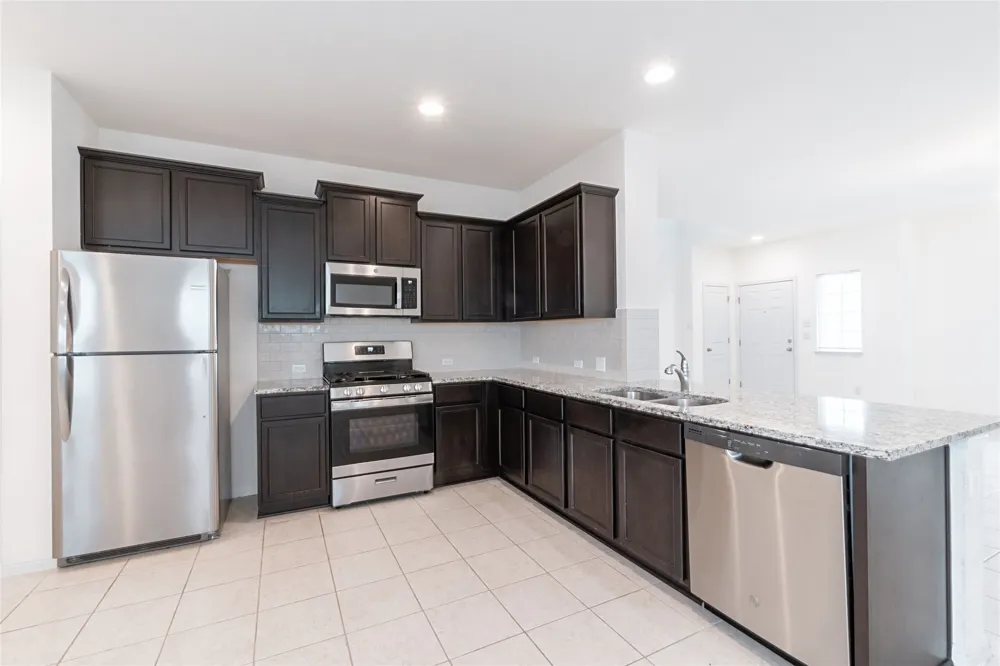 217 Bent Creek Drive Hutto, TX 78634