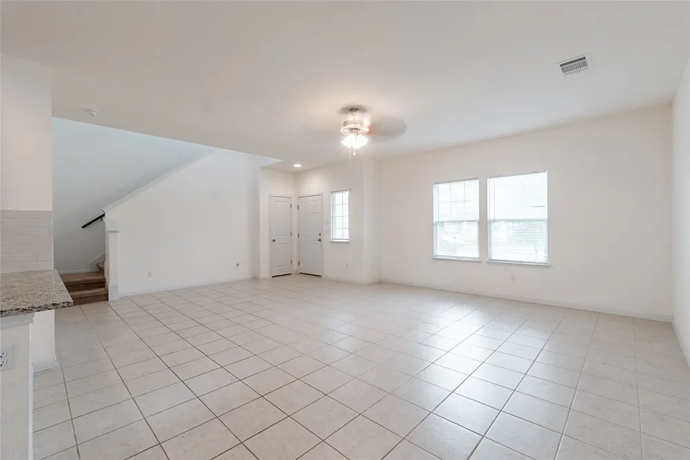 217 Bent Creek Drive Hutto, TX 78634