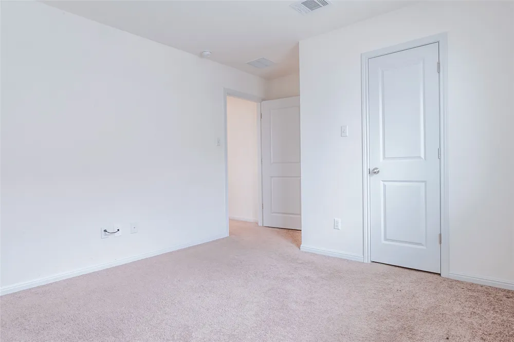217 Bent Creek Drive Hutto, TX 78634