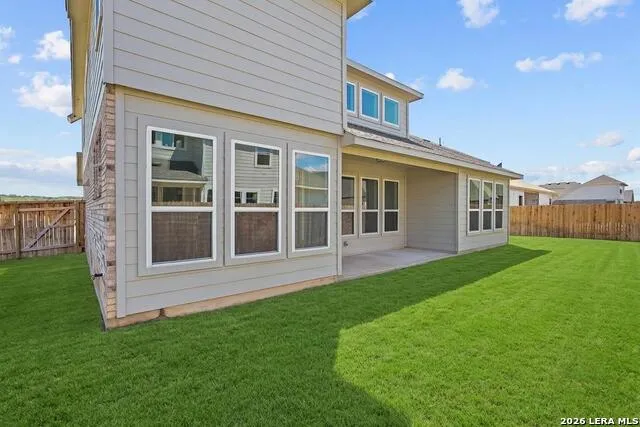 165 Annette Dr Castroville, TX 78009