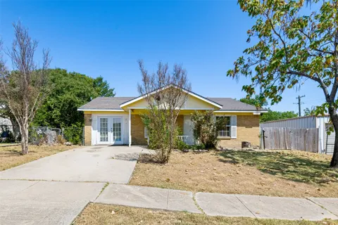404 Yellow Jacket Drive