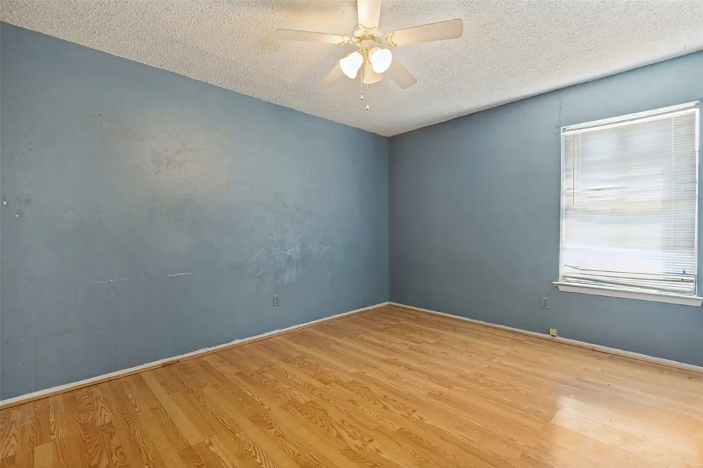 404 Yellow Jacket Drive Ferris, TX 75125