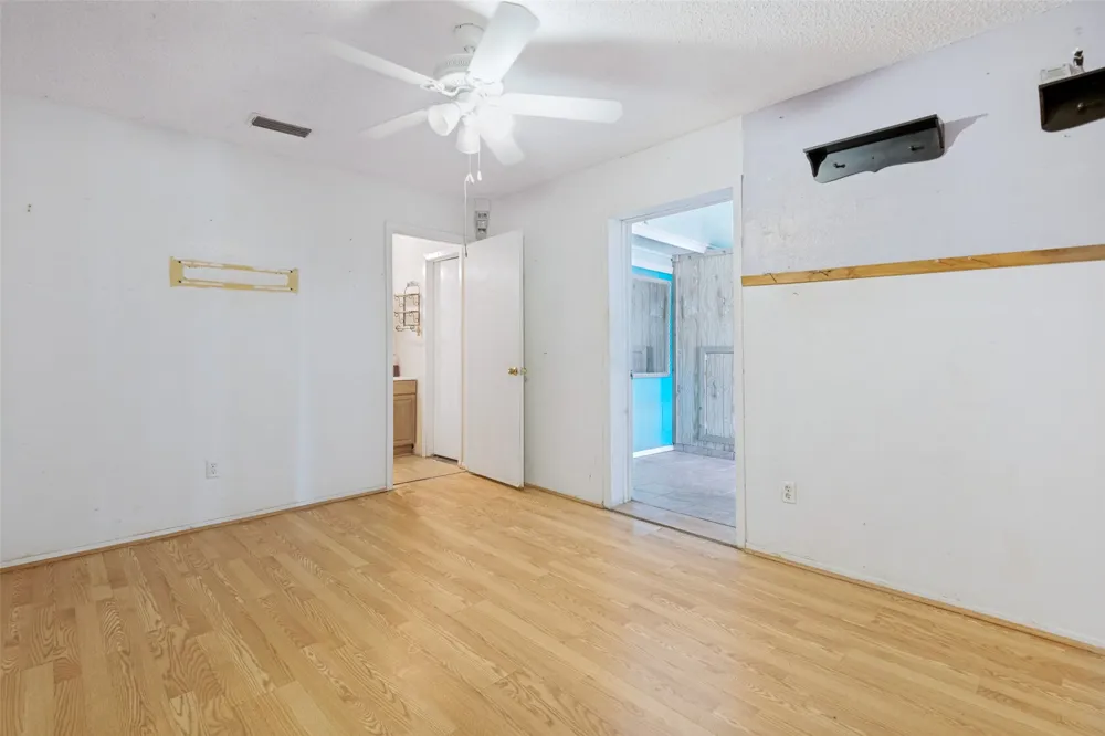 404 Yellow Jacket Drive Ferris, TX 75125