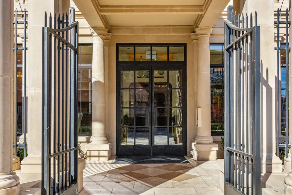 350 Central Avenue #306 Southlake, TX 76092