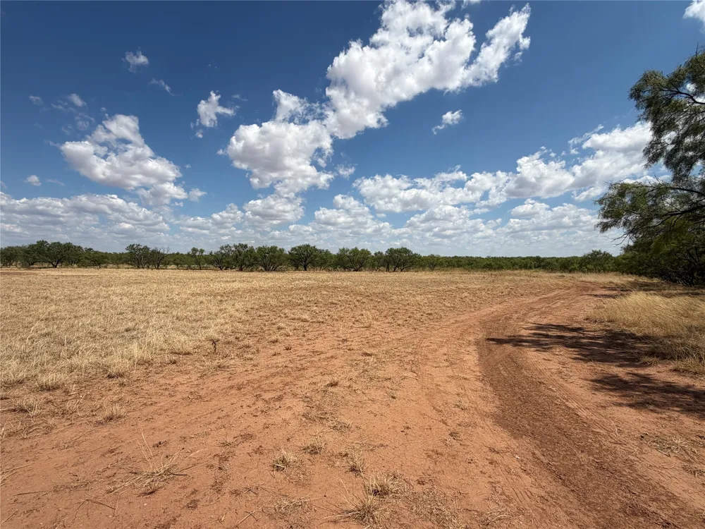 FM 2180 Seymour, TX 76380