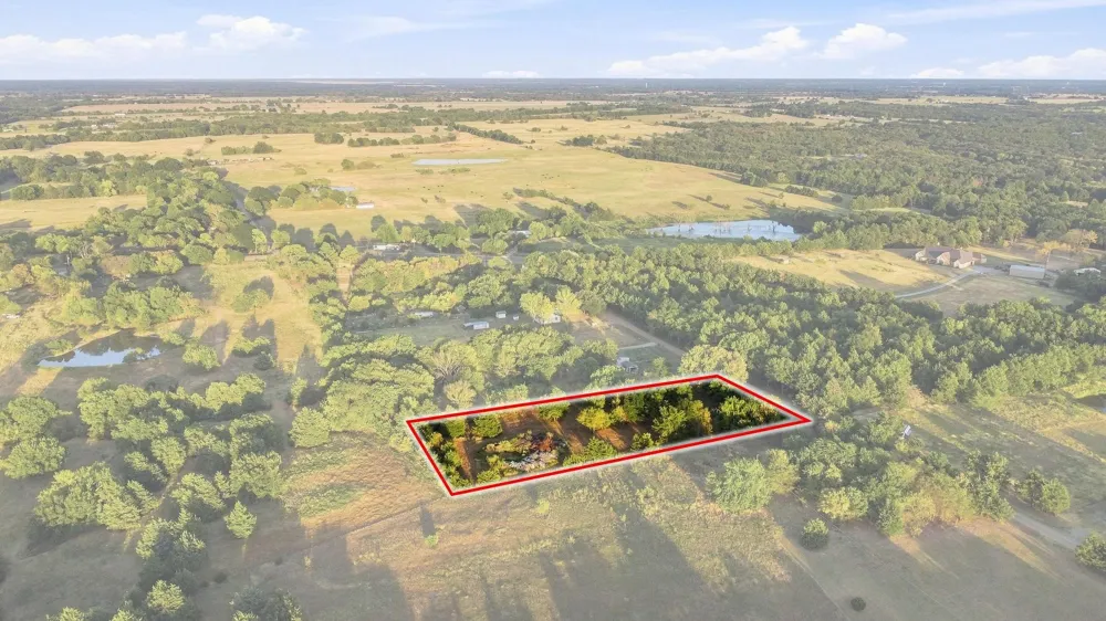 117 W Pecan Street Ravenna, TX 75476