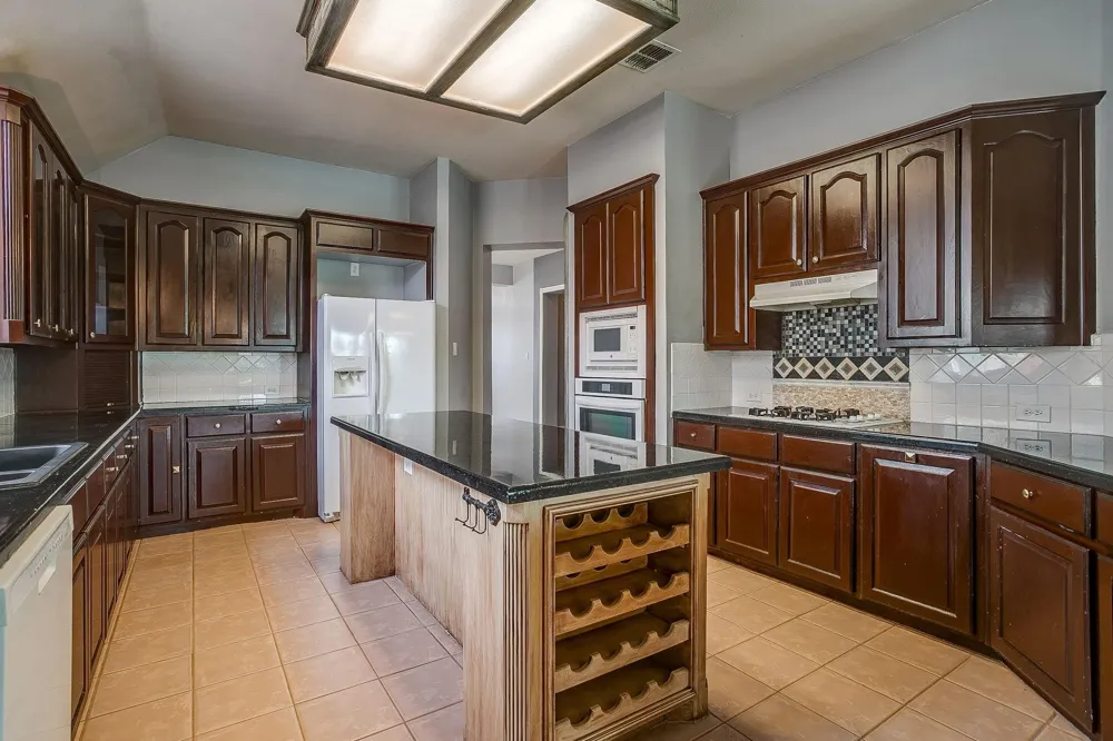 420 Vasey Oak Drive Keller, TX 76248