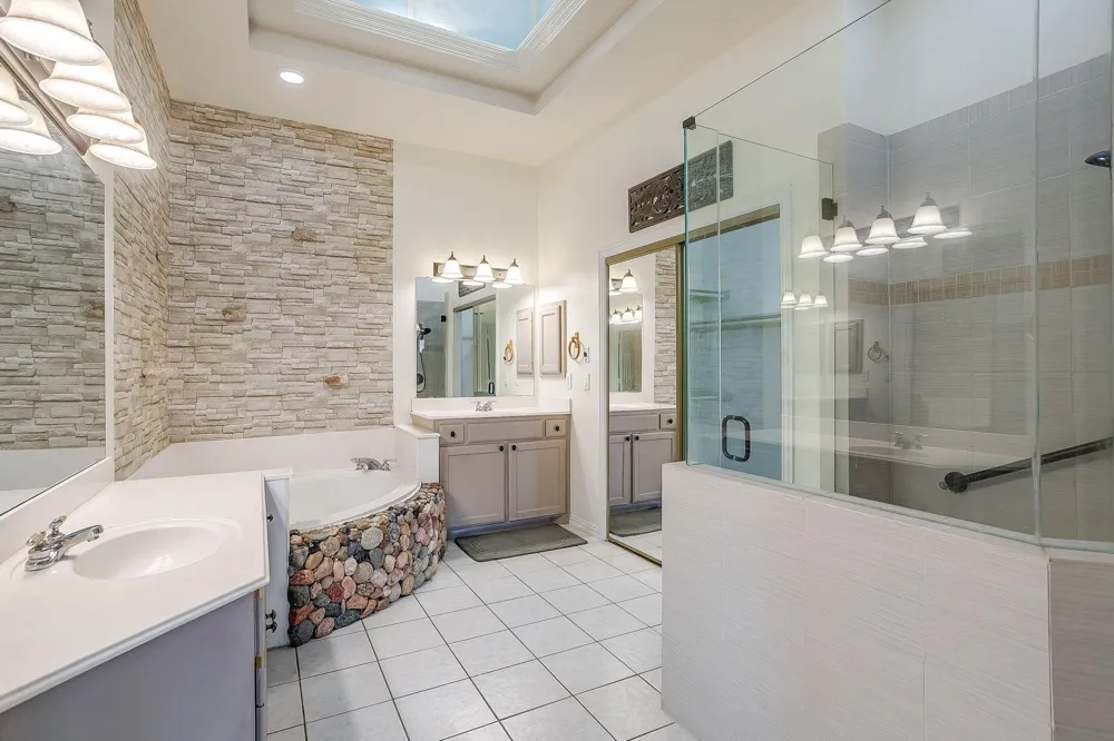420 Vasey Oak Drive Keller, TX 76248