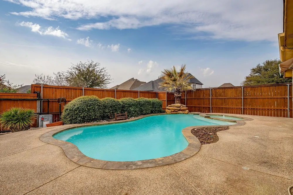 420 Vasey Oak Drive Keller, TX 76248