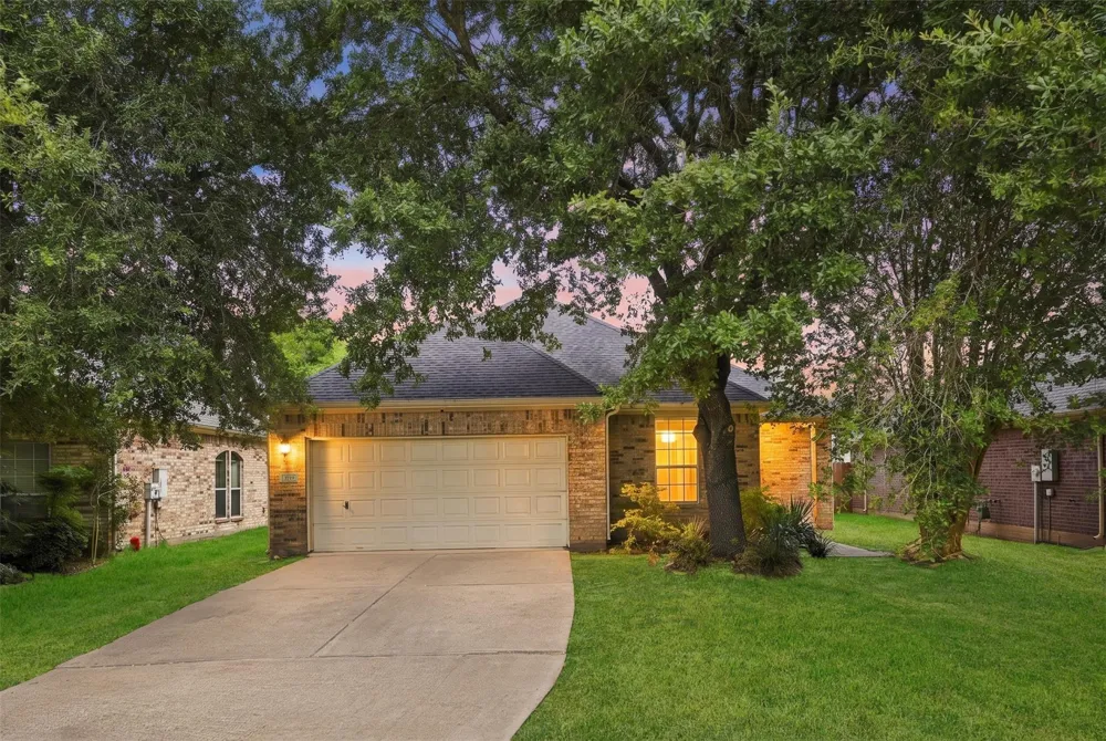 3719 Nichols Avenue Dickinson, TX 77539