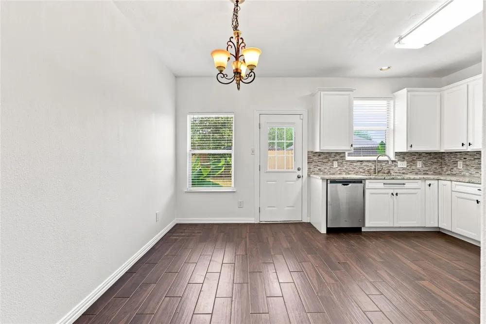 3719 Nichols Avenue Dickinson, TX 77539