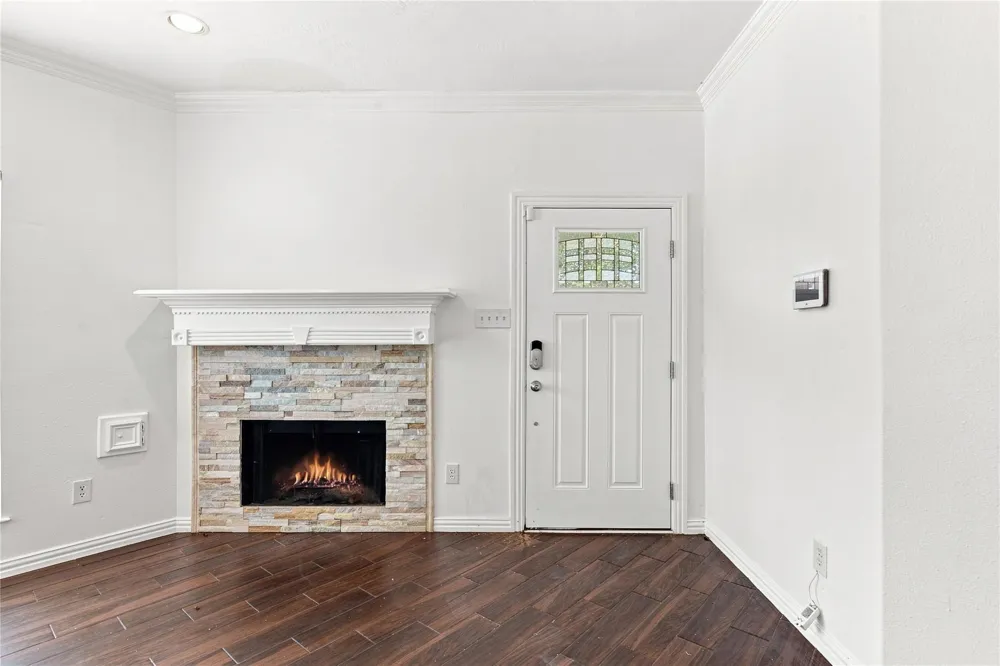 3719 Nichols Avenue Dickinson, TX 77539