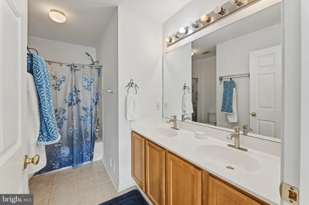 7887 CRANFORD FARM CIRCLE Lorton, VA 22079