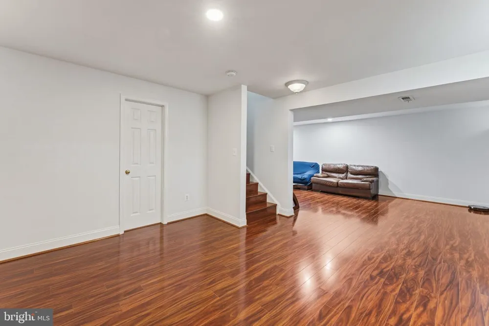 7887 CRANFORD FARM CIRCLE Lorton, VA 22079