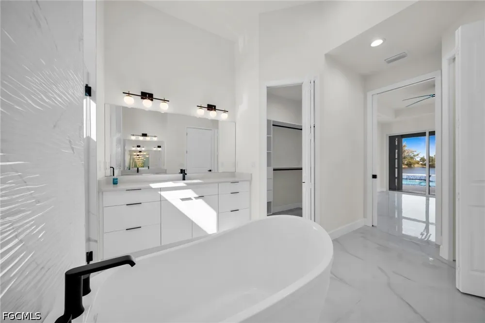 NW 20th Avenue Cape Coral, FL 33993