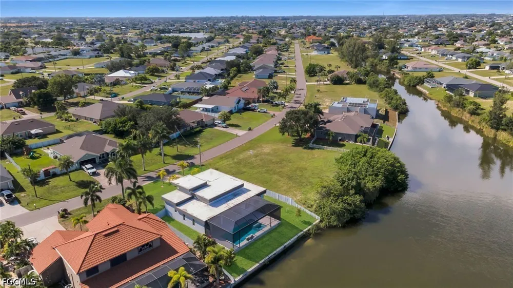 NW 20th Avenue Cape Coral, FL 33993