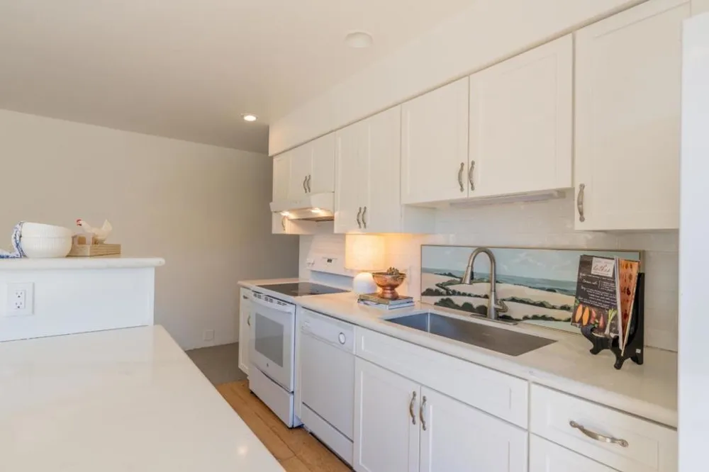 160 E Carmel Valley Road Carmel Valley, CA 93924