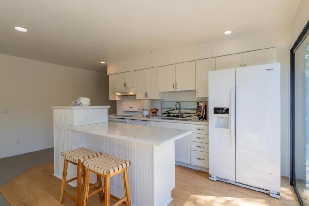 160 E Carmel Valley Road Carmel Valley, CA 93924