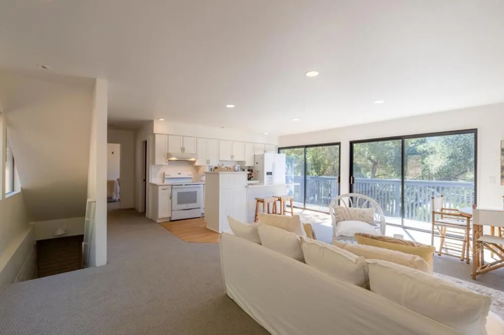 160 E Carmel Valley Road Carmel Valley, CA 93924
