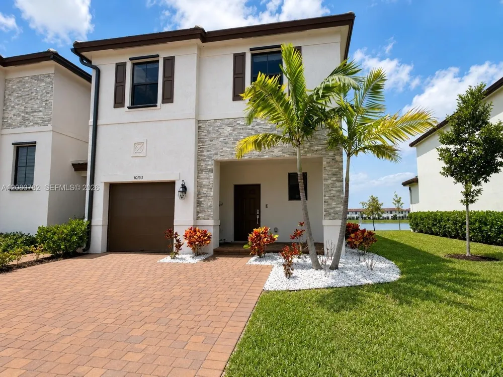 10153 SW 231st Ln Miami, FL 33190