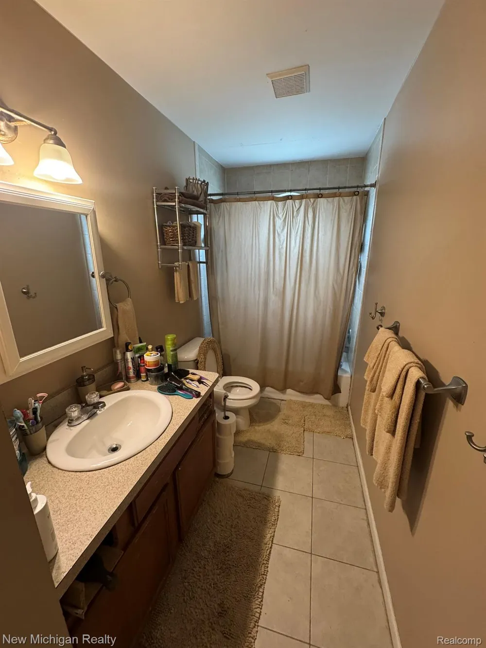 18428 Olympia Redford Charter Township, MI 48240