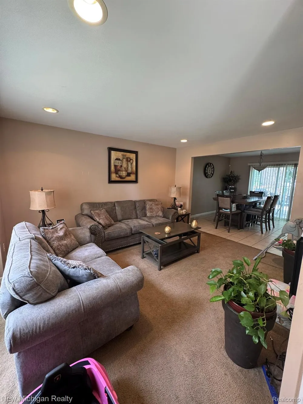18428 Olympia Redford Charter Township, MI 48240