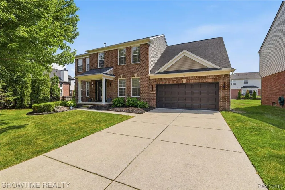 7386 Tottenham Shelby Charter Township, MI 48317