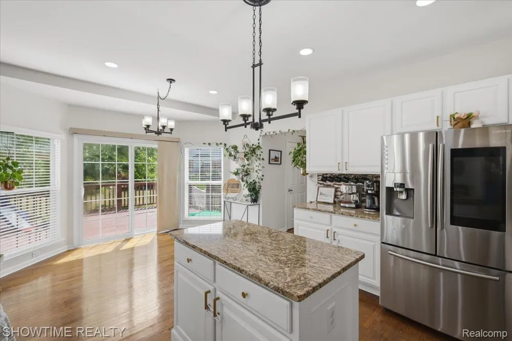 7386 Tottenham Shelby Charter Township, MI 48317