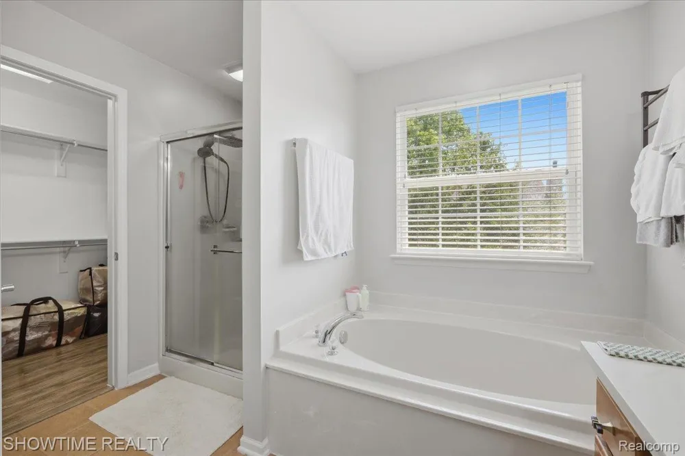 7386 Tottenham Shelby Charter Township, MI 48317