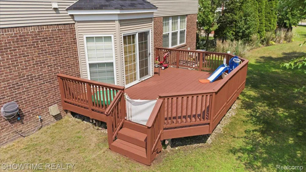7386 Tottenham Shelby Charter Township, MI 48317