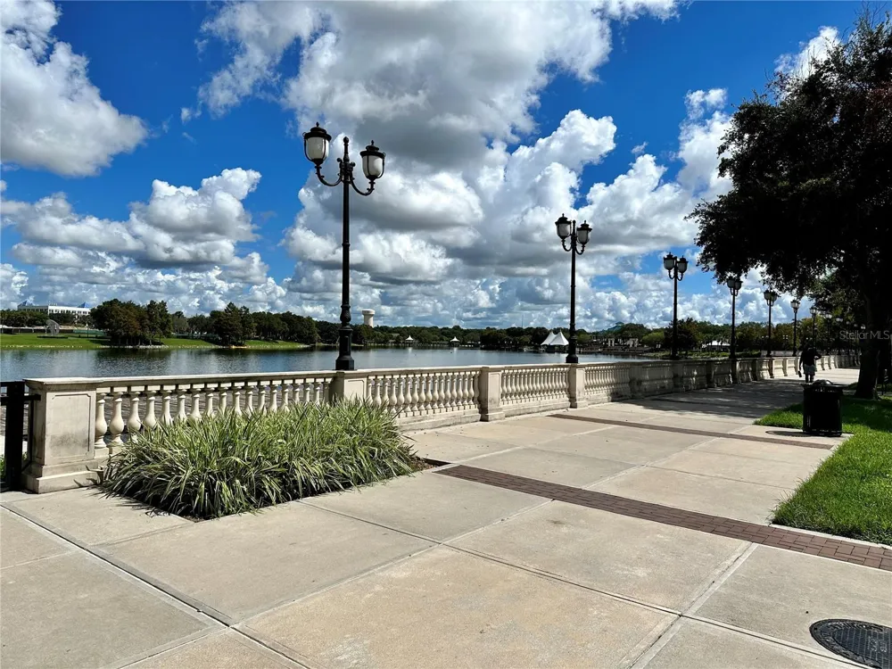 121 OYSTER BAY CIRCLE #160 Altamonte Springs, FL 32701