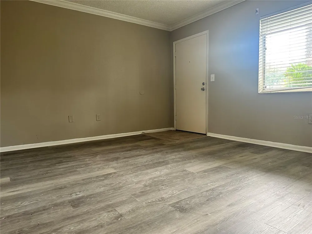 121 OYSTER BAY CIRCLE #160 Altamonte Springs, FL 32701