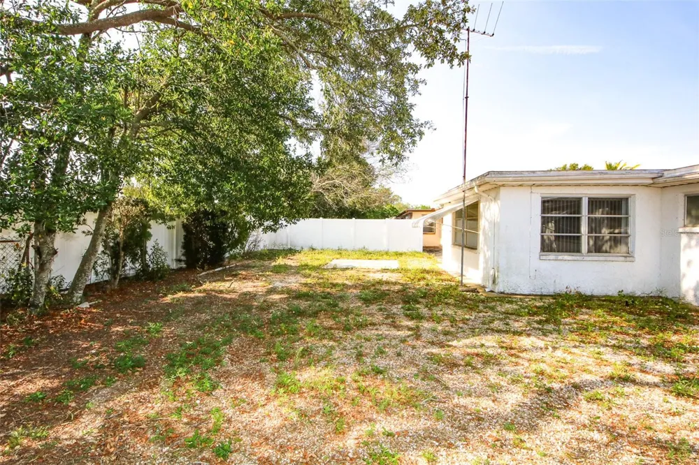 10824 QUEENS ROAD Port Richey, FL 34668