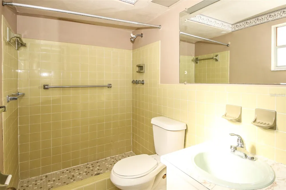 10824 QUEENS ROAD Port Richey, FL 34668