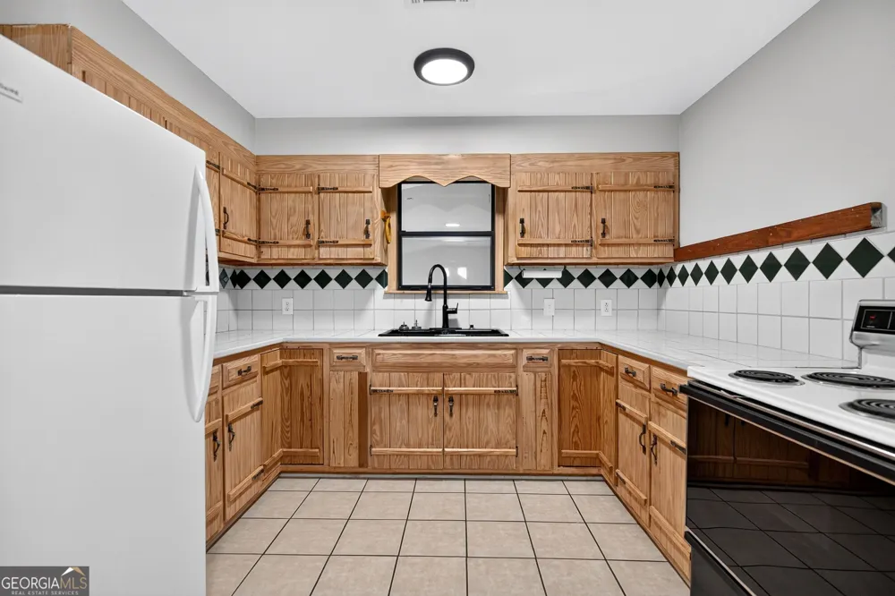 793 Harrell RD Thomaston, GA 30286