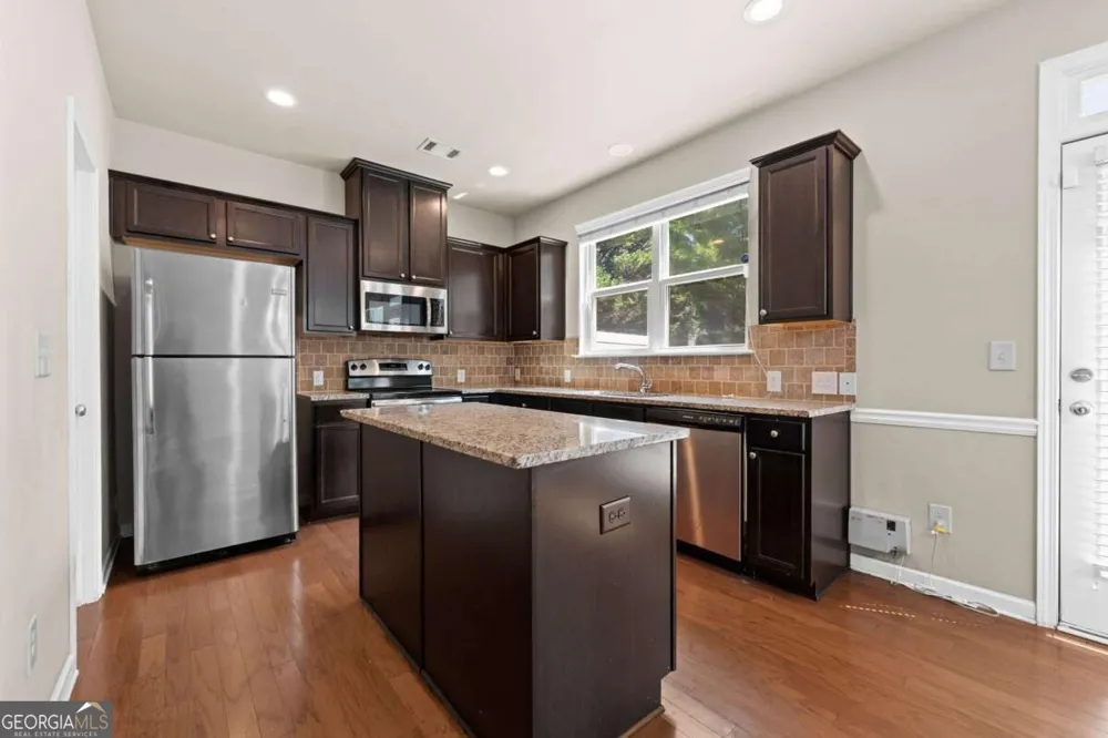 2365 Bellyard DR Buford, GA 30519