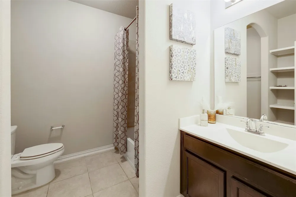 1029 Feldspar Stream Way Leander, TX 78641