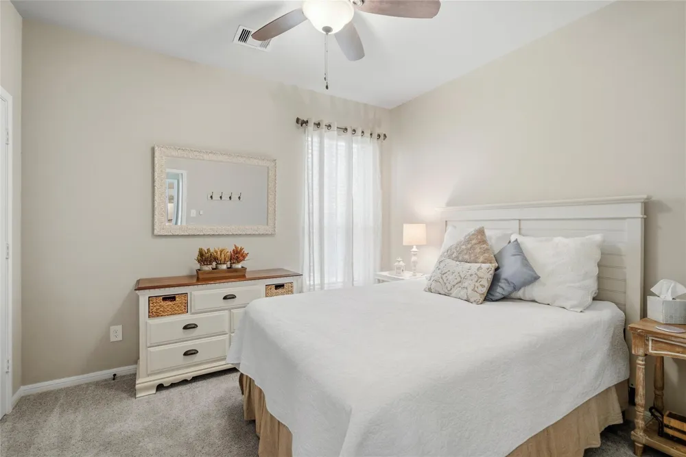 2126 Cinnamon Teal Circle Brookshire, TX 77423