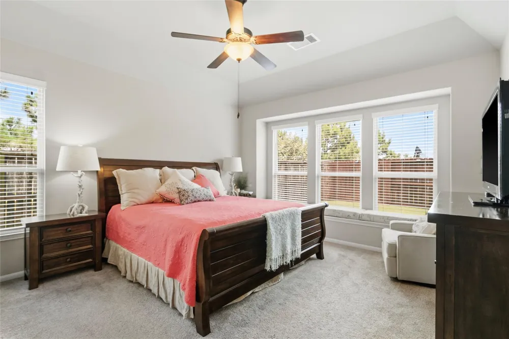 2126 Cinnamon Teal Circle Brookshire, TX 77423
