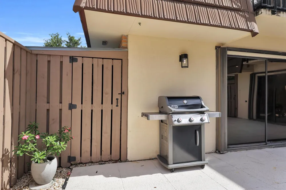 623 6TH COURT Palm Beach Gardens, FL 33410