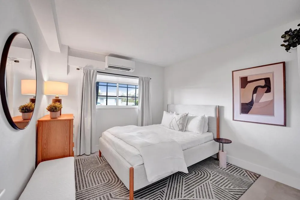 2866 NE 30th Street Fort Lauderdale, FL 33306