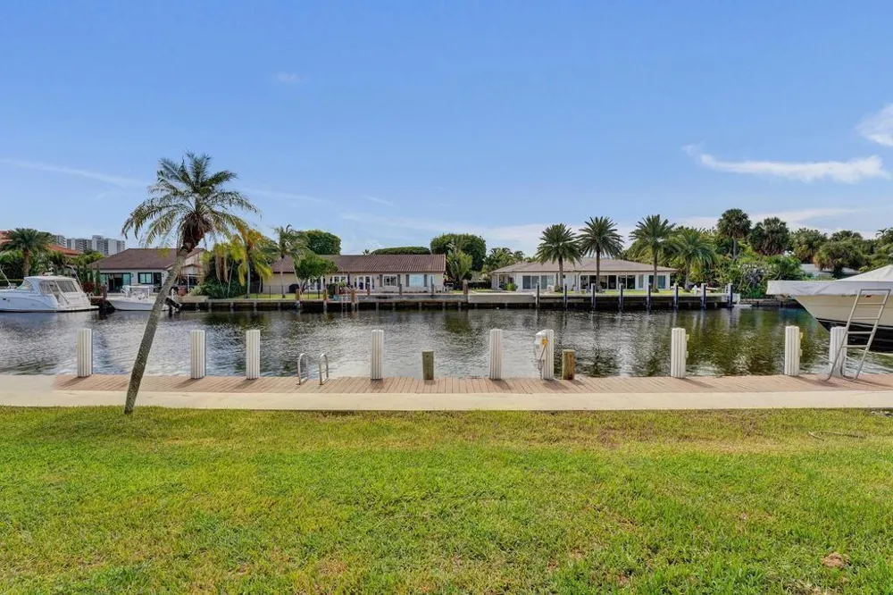 2866 NE 30th Street Fort Lauderdale, FL 33306