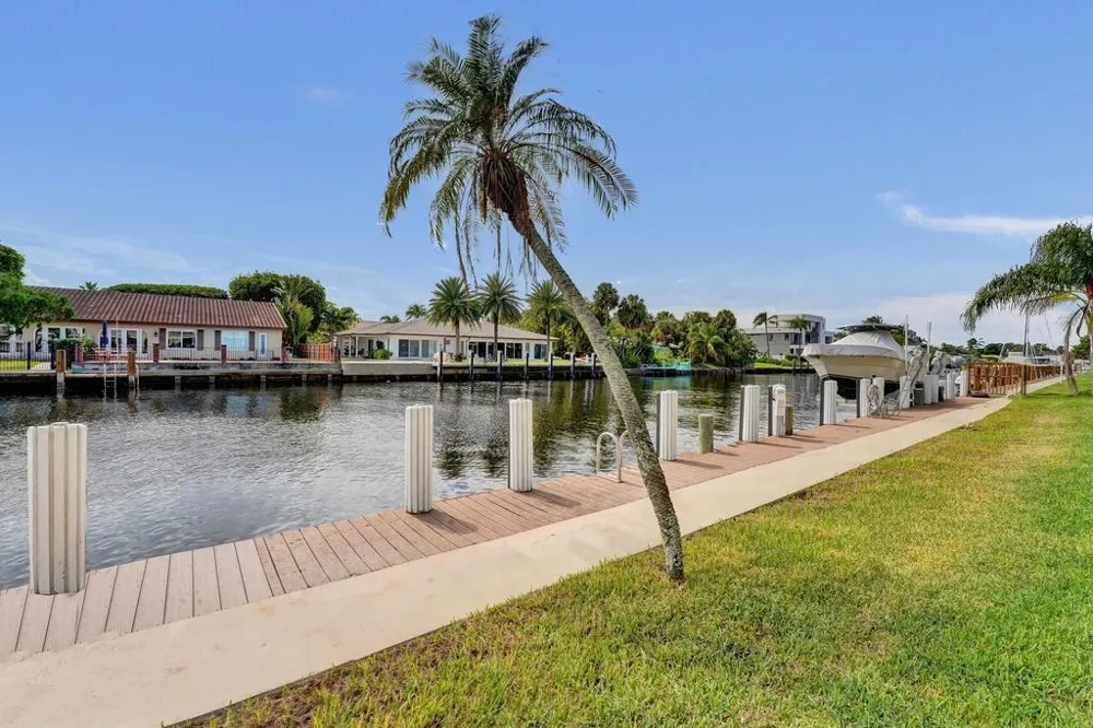 2866 NE 30th Street Fort Lauderdale, FL 33306