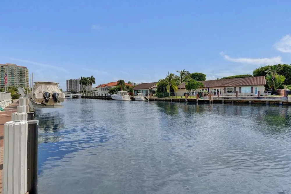2866 NE 30th Street Fort Lauderdale, FL 33306