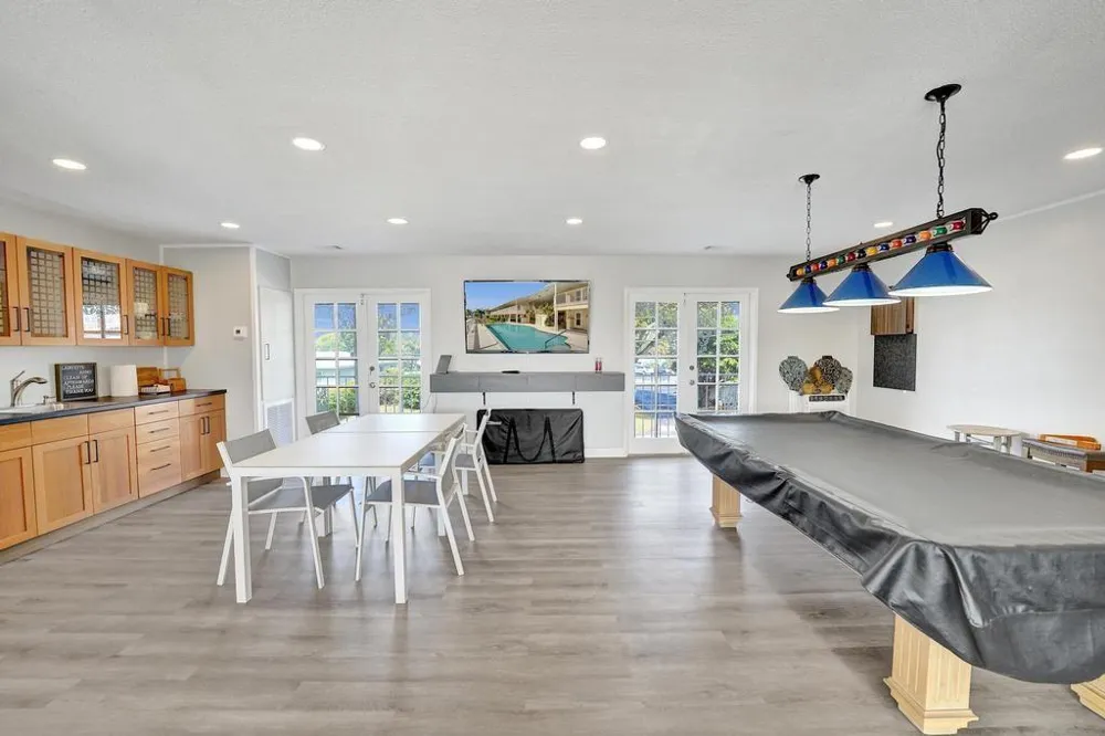 2866 NE 30th Street Fort Lauderdale, FL 33306