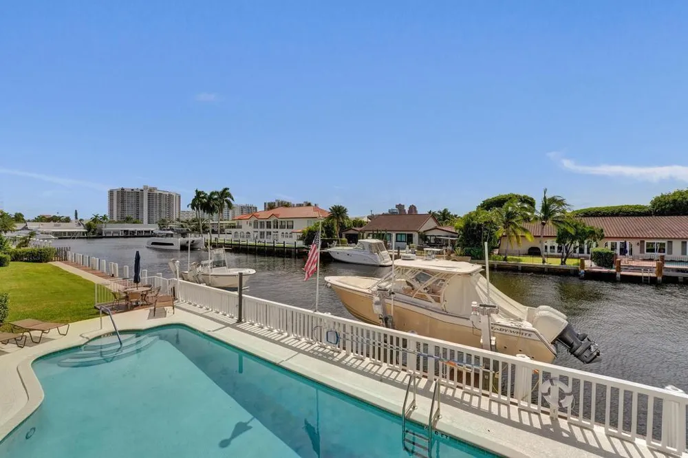 2866 NE 30th Street Fort Lauderdale, FL 33306